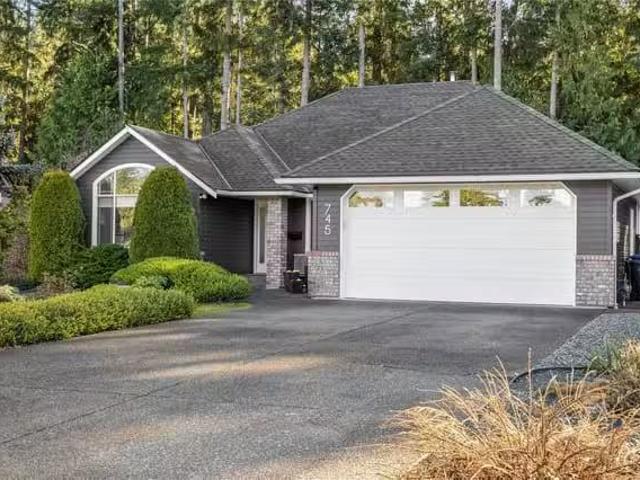 House for sale in Qualicum Beach, British Columbia