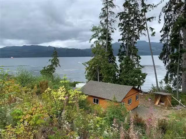 House for sale in Quatsino, British Columbia