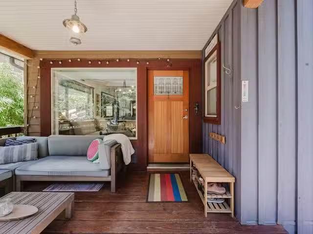 House for sale in Roberts Creek, British Columbia