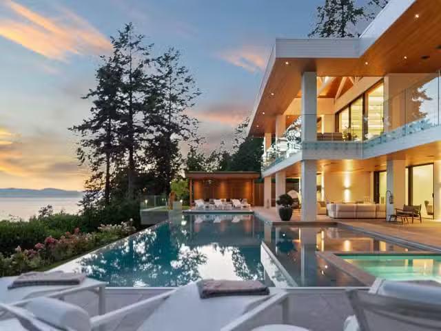 House for sale in Roberts Creek, British Columbia