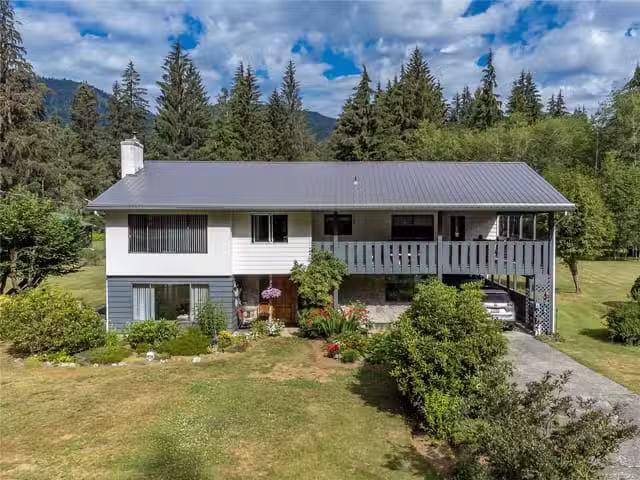 House for sale in Strathcona, British Columbia