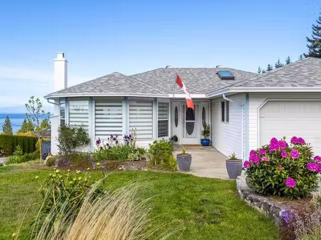 House for sale in Sechelt, British Columbia