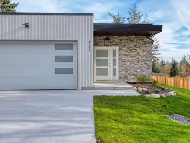 House for sale in Sechelt, British Columbia
