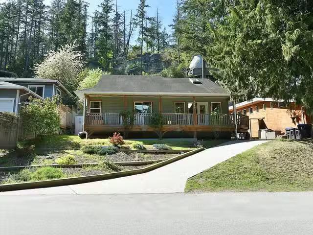House for sale in Sechelt, British Columbia