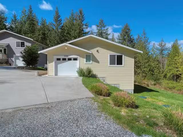 House for sale in Sechelt, British Columbia