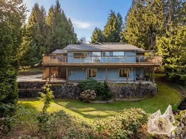 House for sale in Sechelt, British Columbia
