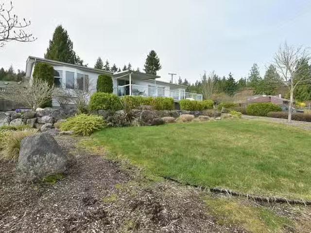 House for sale in Sechelt, British Columbia