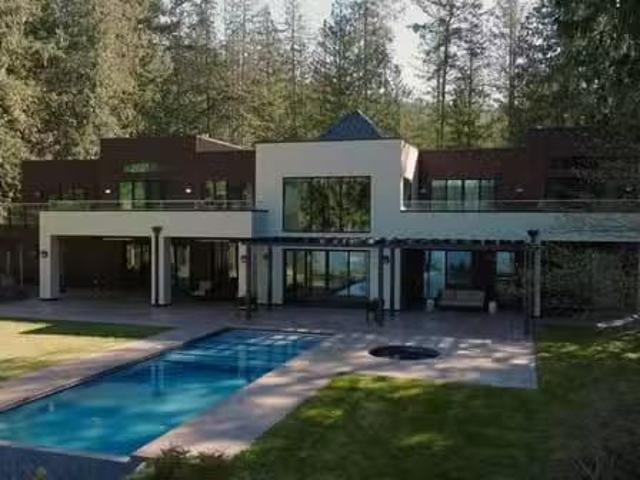 House for sale in Sechelt, British Columbia