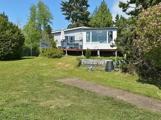 House for sale in Sechelt, British Columbia