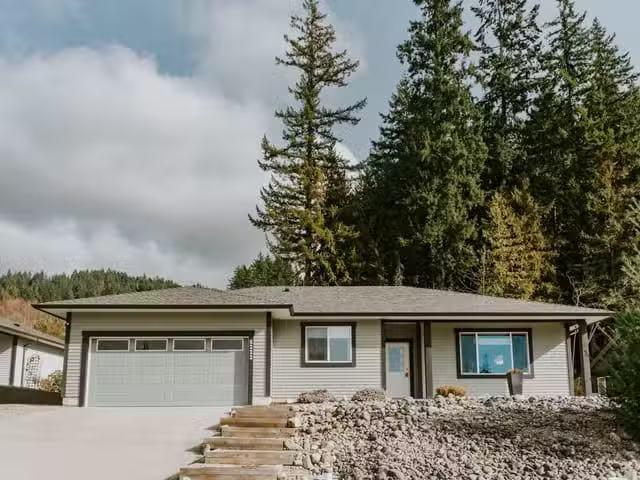 House for sale in Sechelt, British Columbia