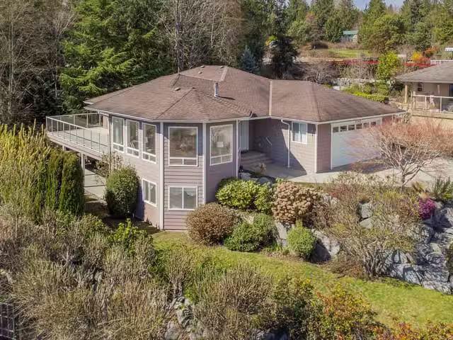 House for sale in Sechelt, British Columbia