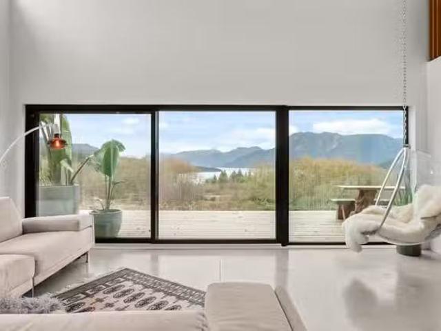 House for sale in Sechelt, British Columbia