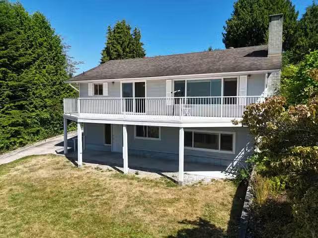 House for sale in Sechelt, British Columbia