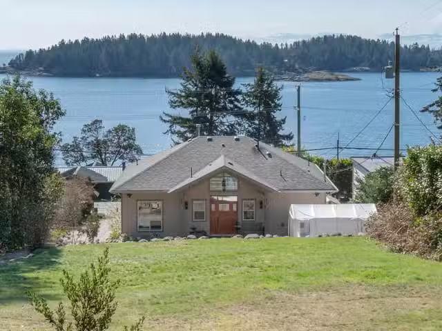 House for sale in Sechelt, British Columbia