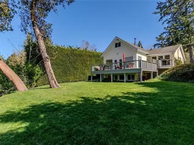 House for sale in Shawnigan Lake, British Columbia