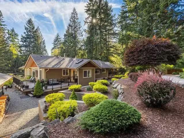 House for sale in Shawnigan Lake, British Columbia