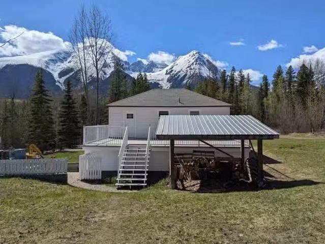 House for sale in Smithers, British Columbia