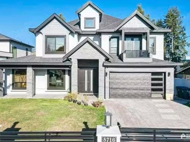 House for sale in Surrey, British Columbia