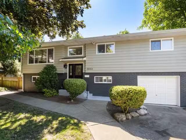 House for sale in Surrey, British Columbia