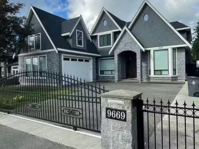 House for sale in Surrey, British Columbia