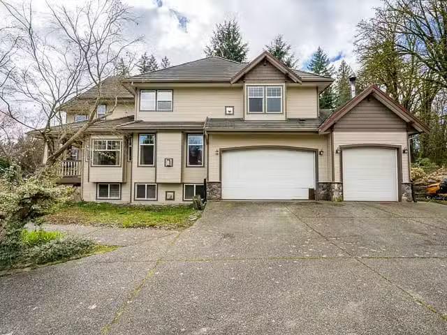 House for sale in Surrey, British Columbia