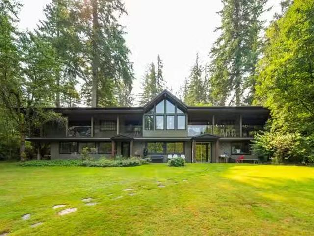 House for sale in Surrey, British Columbia