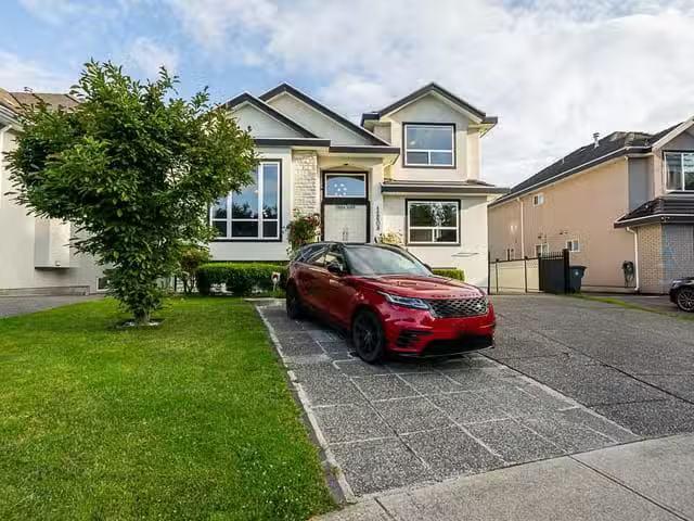 House for sale in Surrey, British Columbia
