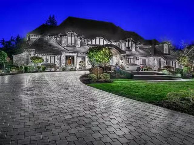 House for sale in Surrey, British Columbia