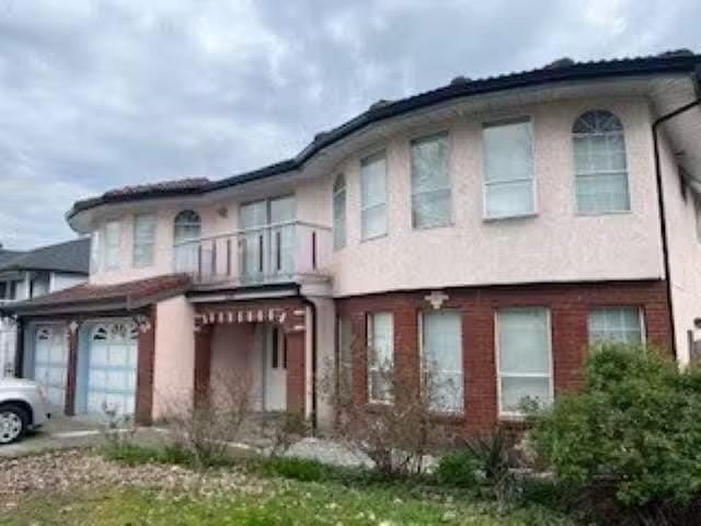 House for sale in Surrey, British Columbia