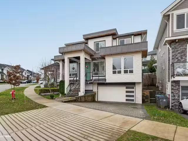 House for sale in Surrey, British Columbia