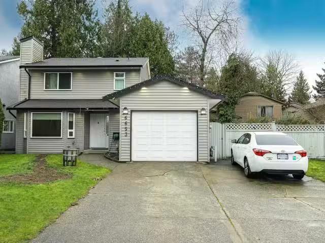 House for sale in Surrey, British Columbia