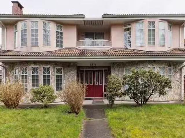 House for sale in Surrey, British Columbia