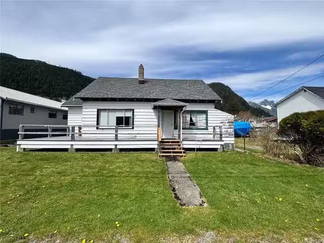 House for sale in Strathcona, British Columbia