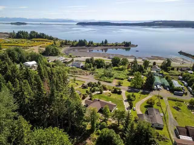 House for sale in Denman Island, British Columbia