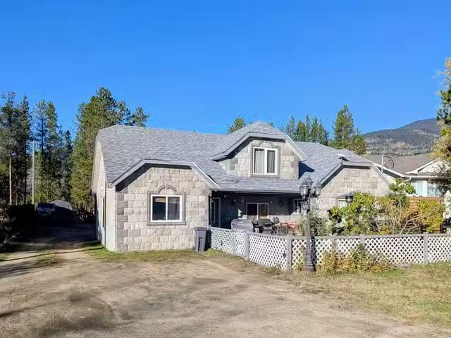 House for sale in Valemount, British Columbia