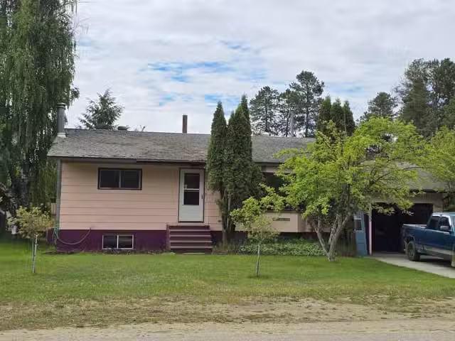 House for sale in Valemount, British Columbia