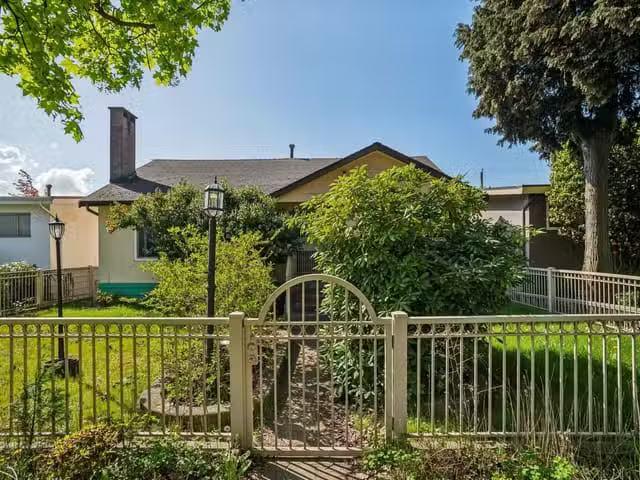 House for sale in Vancouver, British Columbia