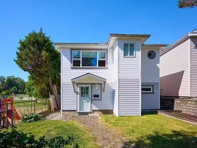 House for sale in Vancouver, British Columbia