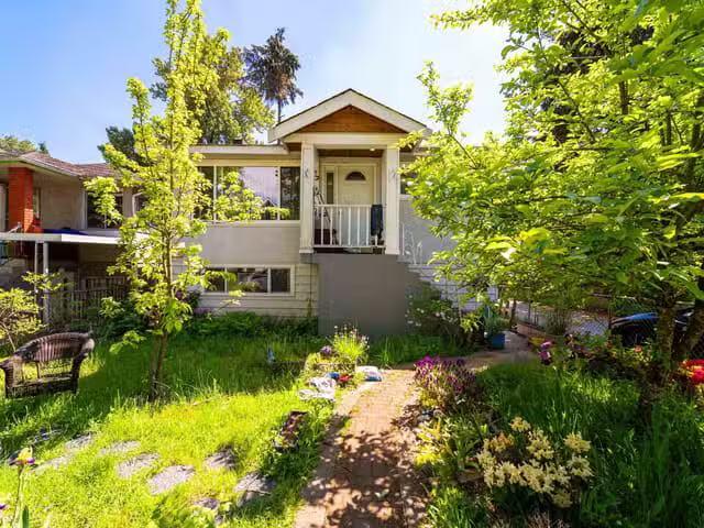 House for sale in Vancouver, British Columbia
