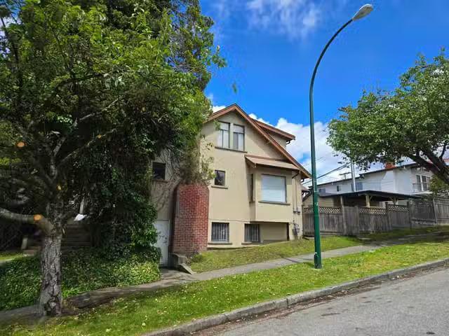 House for sale in Vancouver, British Columbia