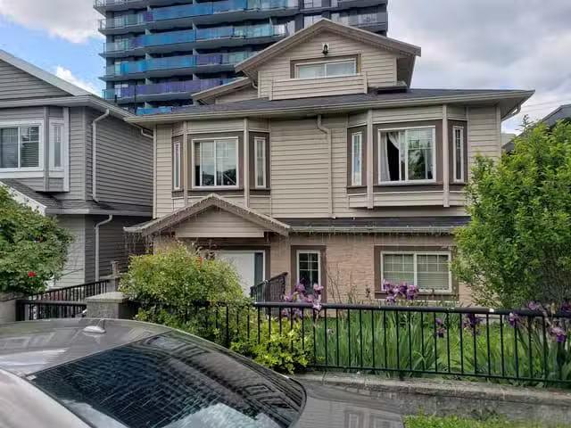 House for sale in Vancouver, British Columbia