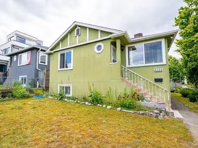 House for sale in Vancouver, British Columbia