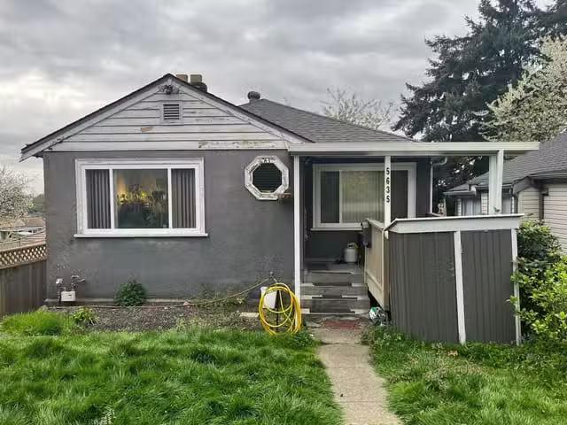 House for sale in Vancouver, British Columbia