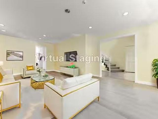 House for sale in Vancouver, British Columbia