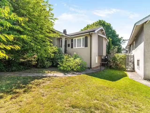 House for sale in Vancouver, British Columbia