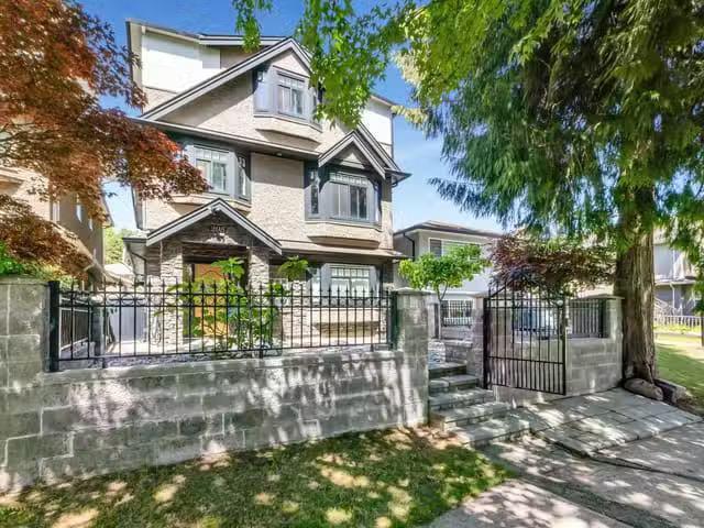 House for sale in Vancouver, British Columbia