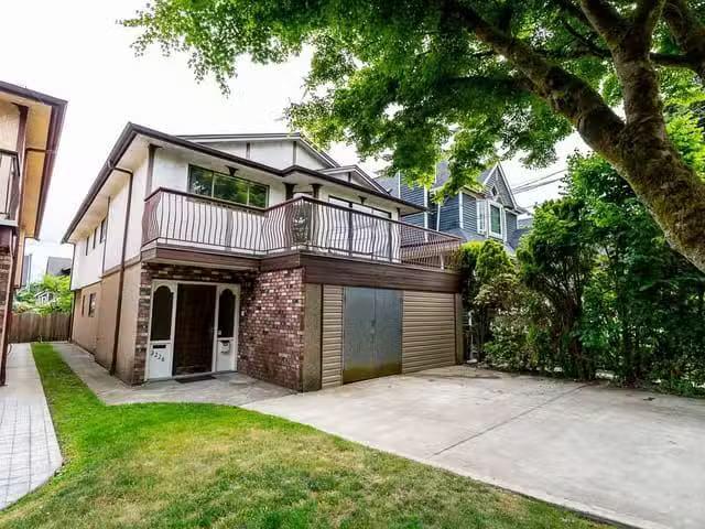 House for sale in Vancouver, British Columbia