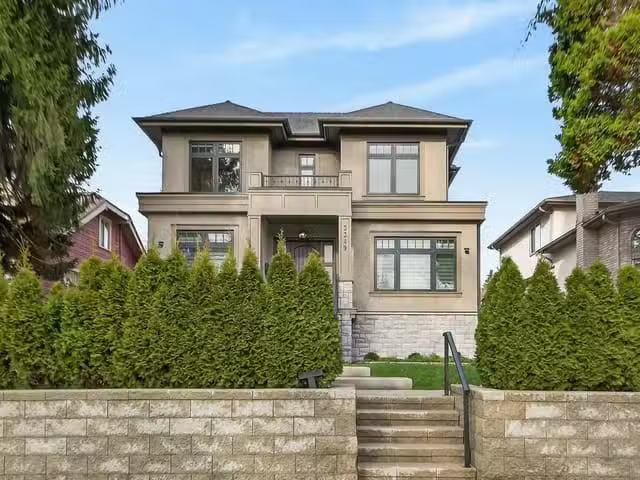 House for sale in Vancouver, British Columbia