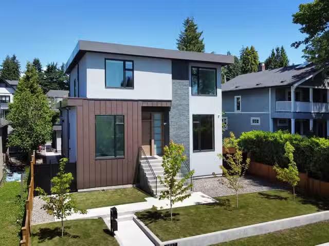House for sale in Vancouver, British Columbia