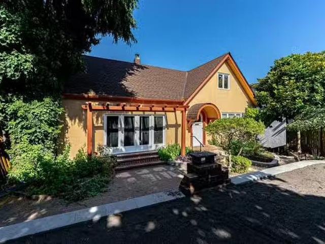 House for sale in Vancouver, British Columbia